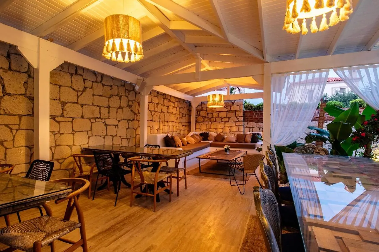 Monje Alaçatı